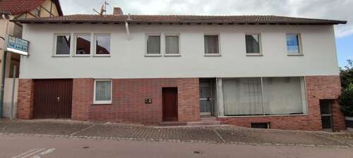 Foto - Haus zum Kaufen in Warburg 250.000,00 € 189 m²