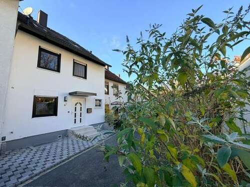 Foto - Haus zum Kaufen in Nürnberg 470.000,00 € 141 m²