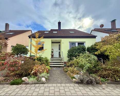 Foto - Haus zum Kaufen in zirndorf 680.000,00 € 185 m²