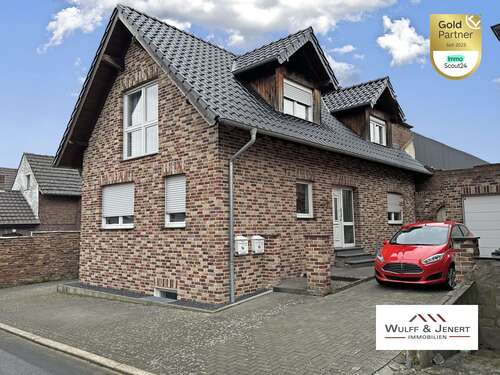 Foto - Haus zum Kaufen in Rommerskirchen 424.000,00 € 155 m²