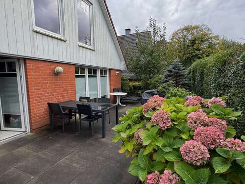 Foto - Haus zum Mieten in Schleswig 950,00 € 106 m²