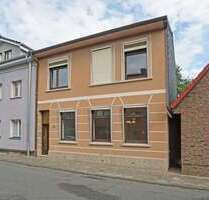 Haus zum Kaufen in Uetersen 160.000,00 € 129 m²