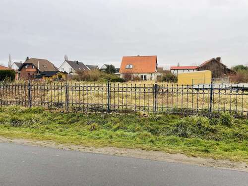 Foto - Grundstück zu verkaufen in Oberkrämer 217.000,00 € 800 m²