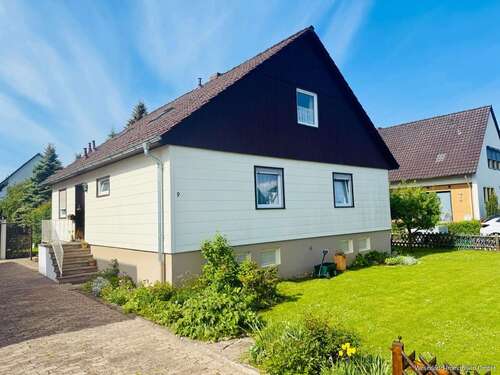 Foto - Haus zum Kaufen in Emmerthal Kirchohsen 239.000,00 € 145 m²