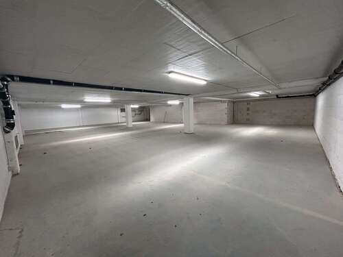 Foto - Halle in Aschaffenburg 1.500,00 € 300 m²
