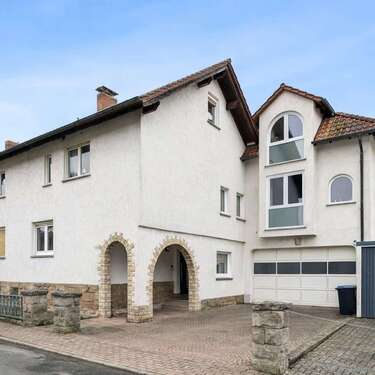 Foto - Haus zum Kaufen in Burghaun 649.000,00 € 310 m²