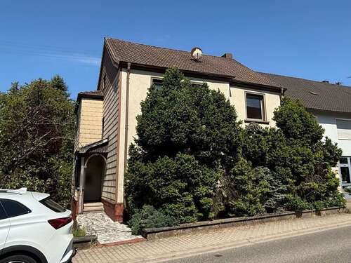 Foto - Haus zum Kaufen in Nalbach 159.000,00 € 150 m²