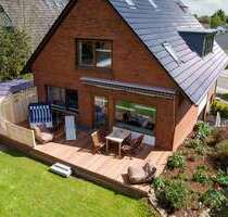 Haus zum Kaufen in Timmendorfer Strand 1.150.000,00 € 286 m²