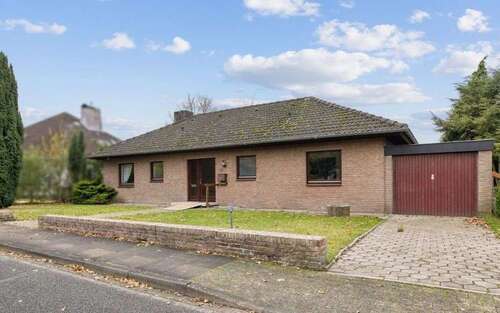 Foto - Haus zum Kaufen in Schwarzenbek 399.000,00 € 114 m²