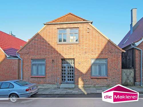 Foto - Haus zum Kaufen in Bad Segeberg 280.000,00 € 175 m²