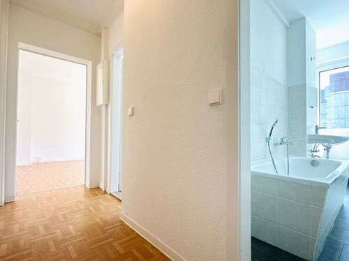 Foto - Wohnung zum Mieten in Freital 197,61 € 30.17 m²