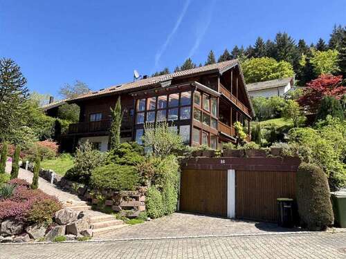 Foto - Haus zum Kaufen in Badenweiler 890.000,00 € 291.53 m²