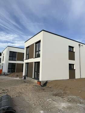 Foto - Haus zum Mieten in Biederitz 1.777,58 € 126.97 m²