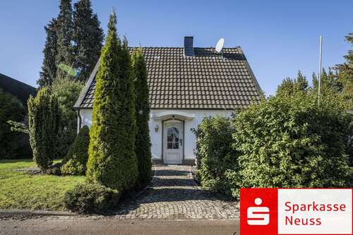 Foto - Haus zum Kaufen in Grevenbroich 299.000,00 € 84 m²