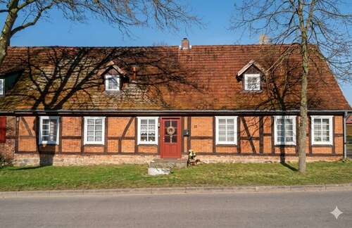 Foto - Haus zum Kaufen in Dobbertin 269.000,00 € 200 m²