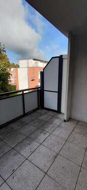 Foto - Wohnung zum Mieten in Düsseldorf 750,12 € 76 m²