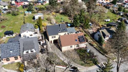Foto - Haus zum Kaufen in Lauter-Bernsbach 199.000,00 € 196 m²