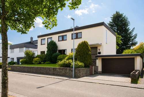 Foto - Haus zum Kaufen in Kaiserslautern 429.000,00 € 195.55 m²
