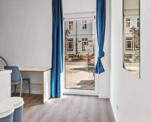 Wohnung zum Mieten in Berlin 752,40 € 16.9 m²