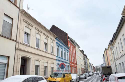 Foto - Haus zum Kaufen in Krefeld 329.000,00 € 284 m²