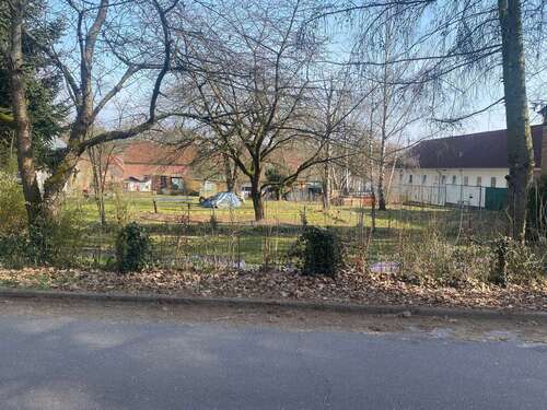 Foto - Grundstück zu verkaufen in Potsdam Groß Glienicke 320.000,00 € 536 m²