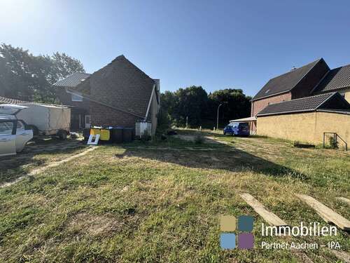 Foto - Haus zum Kaufen in Geilenkirchen Süggerath 249.000,00 € 159 m²
