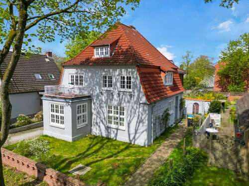 Foto - Haus zum Kaufen in Heide 422.000,00 € 314 m²