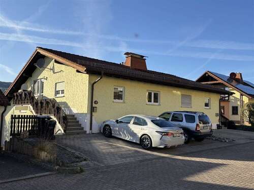 Foto - Haus zum Kaufen in Oberstaufenbach 310.000,00 € 222 m²