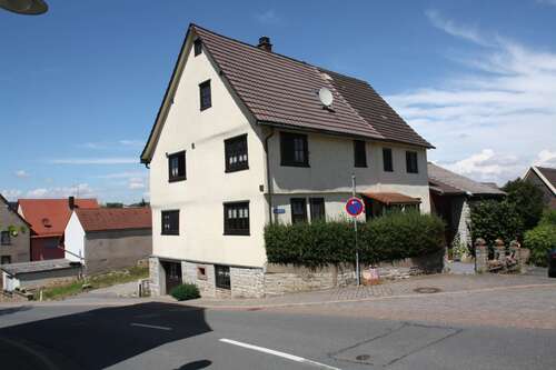 Foto - Haus zum Kaufen in Buchen 249.000,00 € 180 m²