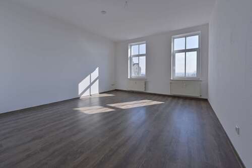 Foto - Wohnung zum Mieten in Hohenstein-Ernstthal 365,00 € 66 m²