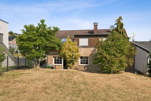 Foto - Haus zum Kaufen in Bornheim 385.000,00 € 210.14 m²
