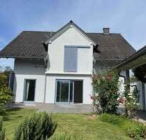 Haus zum Kaufen in Altrip 749.000,00 € 200 m²