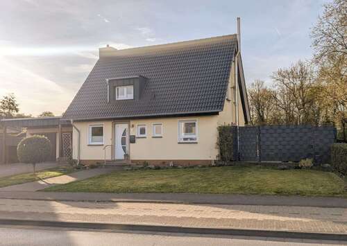 Foto - Haus zum Kaufen in Bedburg 485.000,00 € 102 m²