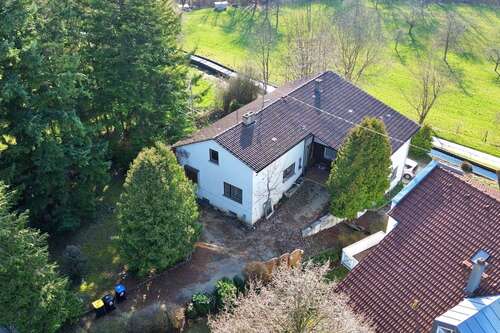 Foto - Haus zum Kaufen in Reutlingen 319.000,00 € 203.54 m²