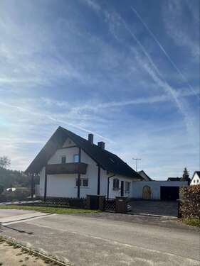 Foto - Haus zum Mieten in Bodenwöhr 1.200,00 € 150 m²