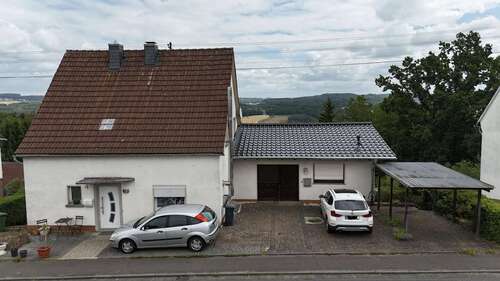 Foto - Haus zum Kaufen in Müschenbach 289.000,00 € 184 m²