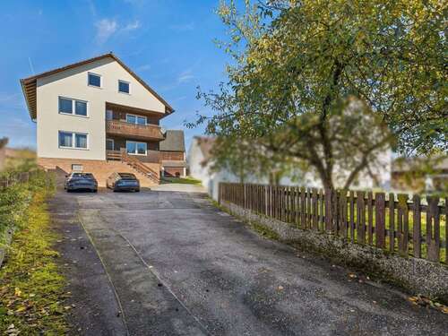 Foto - Haus zum Kaufen in Freihung 189.000,00 € 187.01 m²