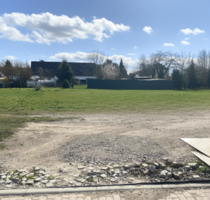 Grundstück zu verkaufen in Elstertrebnitz 121.800,00 € 870 m²