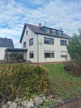 Foto - Haus zum Kaufen in Sontheim a.d.Brenz 370.000,00 € 218 m²