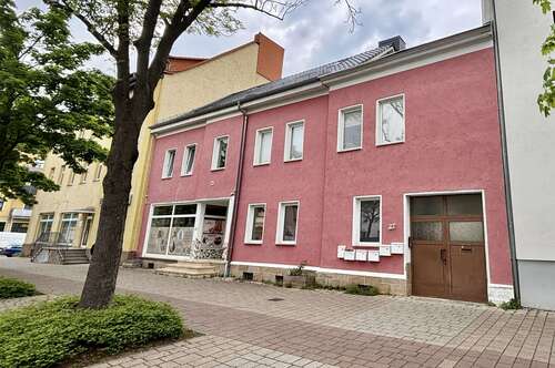 Foto - Haus zum Kaufen in Merseburg 450.000,00 € 360 m²