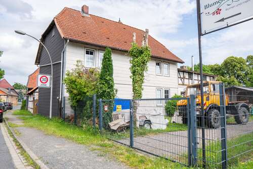 Foto - Haus zum Kaufen in Salzgitter- Lobmachtersen 294.000,00 € 172 m²