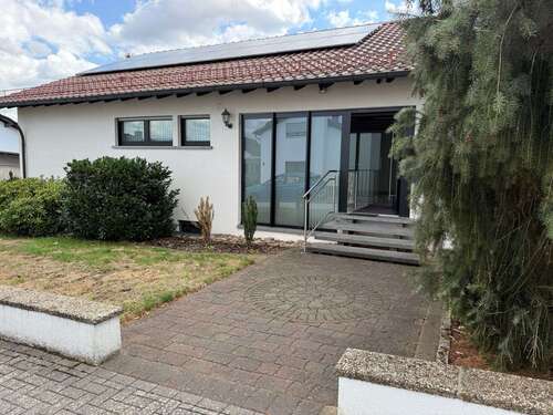 Foto - Haus zum Kaufen in Ramstein-Miesenbach 590.000,00 € 260 m²