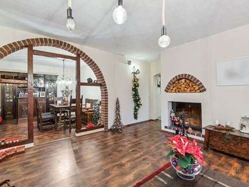 Foto - Haus zum Kaufen in Duisburg 484.000,00 € 250 m²