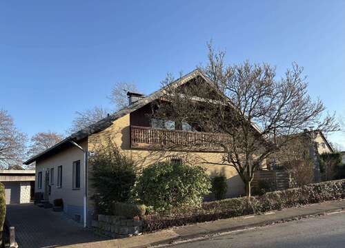 Foto - Haus zum Kaufen in Extertal 369.000,00 € 220 m²