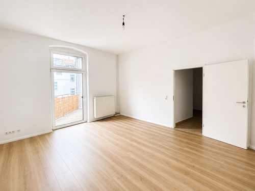 Foto - Wohnung zum Mieten in Magdeburg 650,00 € 76.98 m²