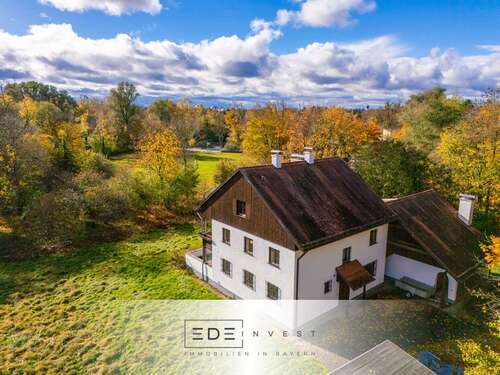 Foto - Haus zum Kaufen in Gröbenzell 1.890.000,00 € 280.75 m²