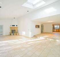 Haus zum Mieten in Ratingen 2.500,00 € 220 m²