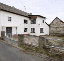 Haus zum Kaufen in Niederzissen 150.000,00 € 108 m²