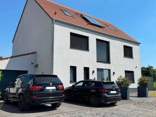Foto - Haus zum Kaufen in Leverkusen 987.500,00 € 202 m²