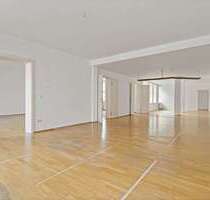 Büro in Halle 1.200,00 € 176 m²